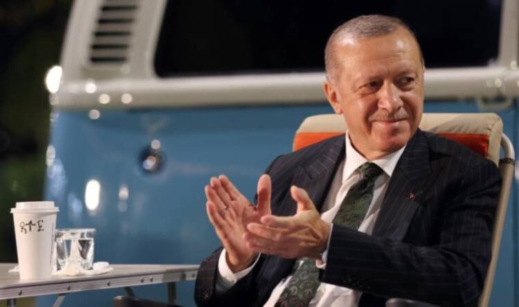 Erdoğan’dan “yurt” paylaşımı