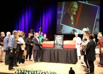 Ustaya veda… İnci Çayırlı son yolculuğuna uğurlandı