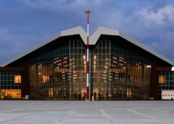 Uçak inmeyen havaalanı için milyonluk ihale