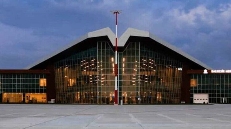 Uçak inmeyen havaalanı için milyonluk ihale