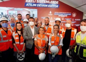 İmamoğlu: Dünyanın en önemli metro atılımlarından birini yapıyoruz