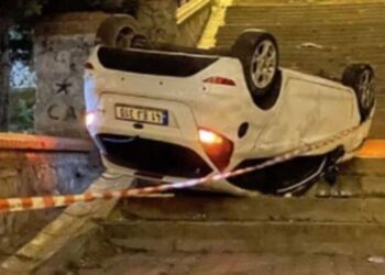 Navigasyon’un dediğini yaptı; aracıyla takla attı