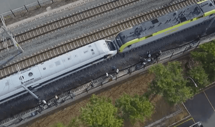 İstanbul’da büyük faciadan dönüldü: İki tren kafa kafaya geldi
