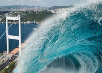 Marmara’da tsunami uyarısı: ”Yükseğe doğru kaçın”