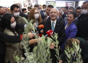 CHP lideri çiftçilere seslendi: İlk iş, bir haftada sileceğiz