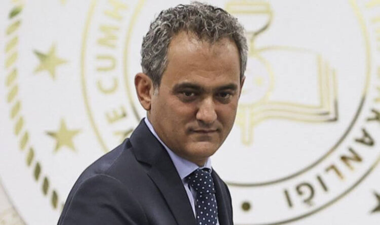 Bakan Özer’den ‘Okullar kapanacak mı?’ sorusuna yanıt