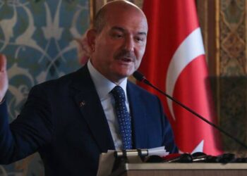 Soylu’nun yanıt vermediği şantaj sorusu gündeme geldi