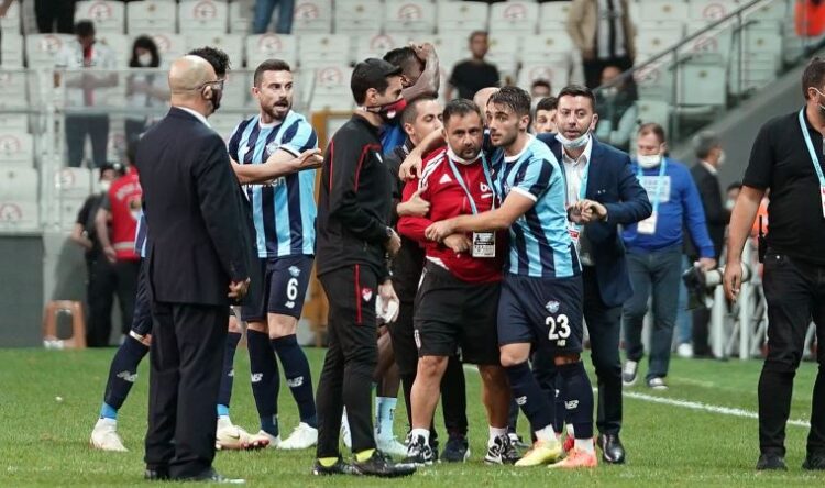 Maç bitti, kavga başladı