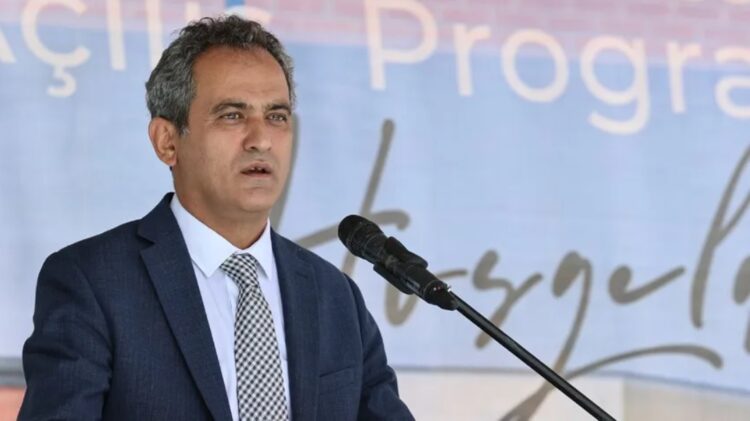 Bakan Özer: Okulları artık kapalı tutma lüksümüz yok