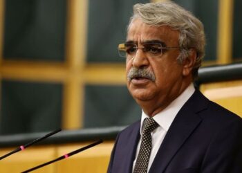 Mithat Sancar’dan ‘tutum belgesi’ açıklaması