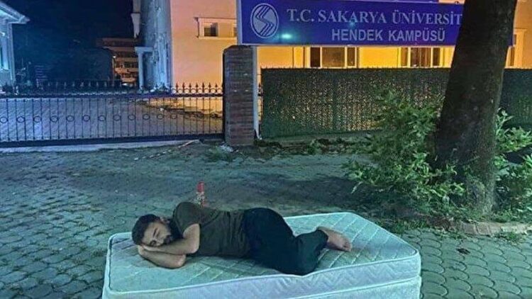 Her 10 üniversiteliden 9’u kalacak yurt bulamadı