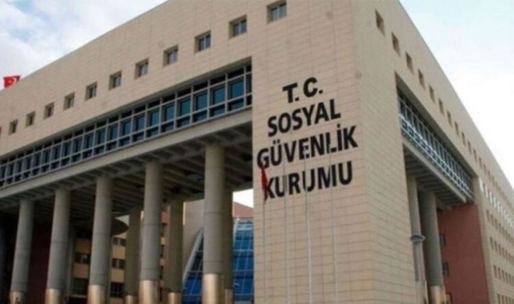 SGK’nın başındaki isim görevden alındı