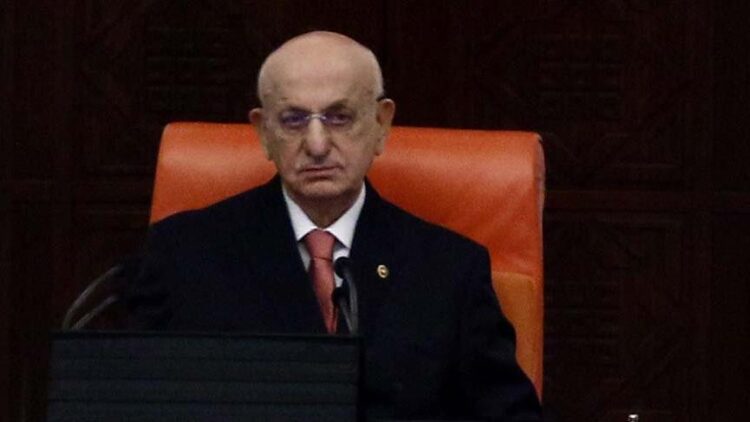 ‘Dindar anayasa’ çıkışına CHP’den sert yanıt