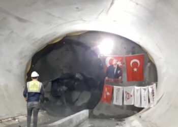 İBB uyardı: Yarım bırakılan projeler, İstanbul’un altına döşenmiş bomba gibi