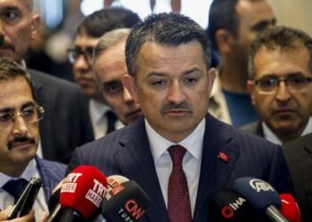 Bekir Pakdemirli: “Tarım siyasete alet edilemeyecek kadar stratejiktir”