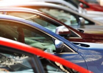 Sıfır otomobillerde fiyatlar değişti: Bir günde 72 bin TL fark