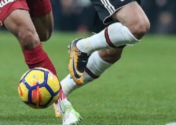 Ünlü futbolcuya aile içi şiddetten hapis cezası