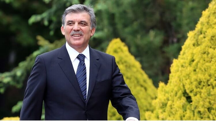 Abdullah Gül yıllar süren sessizliğini ‘büyükelçiler’ için bozdu