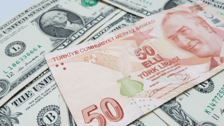 Dolar rekorlara doymuyor: Güne bu rakamla başladı