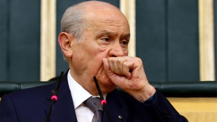 İsmail Saymaz, Bahçeli’nin ‘talimatı’yla istifa eden HSK üyesini yazdı