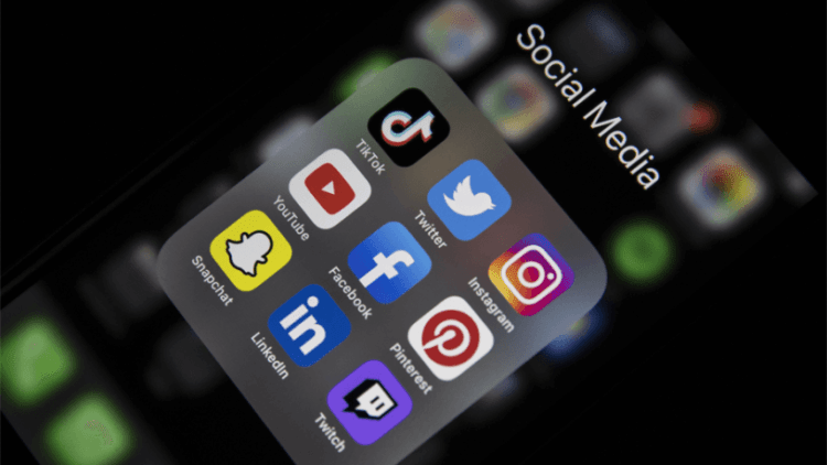 Aklınızdan geçenler karşınıza nasıl reklam olarak çıkıyor?