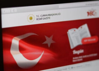 Resmi Gazete’de yayımlandı: Erdoğan’dan gece yarısı görevden almalar