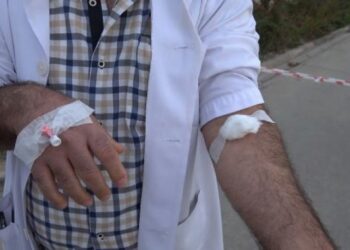 Veliden, ilkokul öğretmenine saldırı