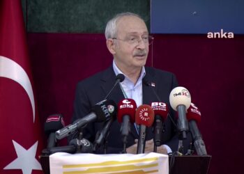 Kılıçdaroğlu: “Medyada sendikalaşma zorunlu olmalı”