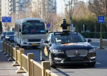 Beijing’de sürücüsüz araç testine yönelik yolların uzunluğu bin kilometreyi aştı