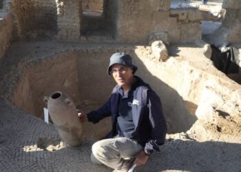 İsrail’de bin 500 yıllık büyük bir şarap imalathanesi ortaya çıkarıldı