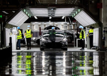 Tesla yurtdışındaki ilk araç Ar-Ge merkezini Shanghai’da açtı