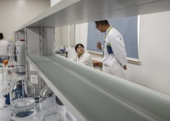 Çin yabancı yatırımcılar için vergi teşviklerini sürdürecek