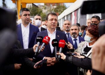 İmamoğlu: İstanbul için hayati konularda bizi bekletmeyin