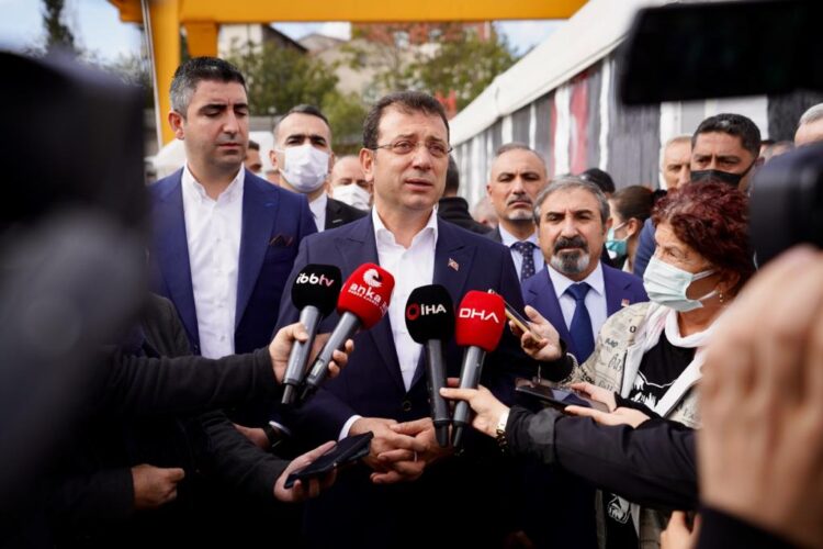 İmamoğlu: İstanbul için hayati konularda bizi bekletmeyin