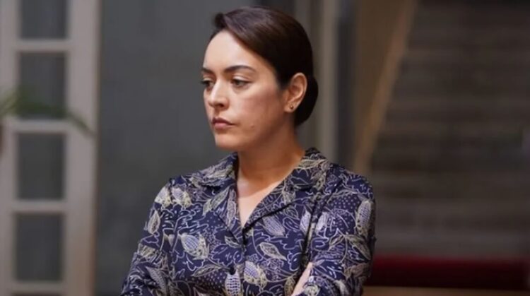 Ezgi Mola’ya, Musa Orhan’a hakaretten ceza