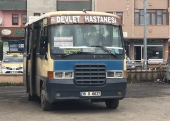 Maske uyarısı yapan şoförü bıçaklayıp kaçtılar