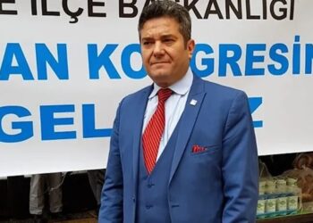 CHP Tire İlçe Başkanı Şenoyar ve yönetimi görevden alındı