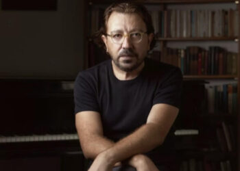 24 yıllık gazeteciliği bıraktı, müzik albümü çıkardı