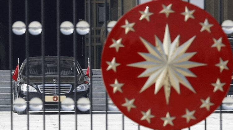 Cumhurbaşkanlığı raporunda gizlenen para ortaya çıktı