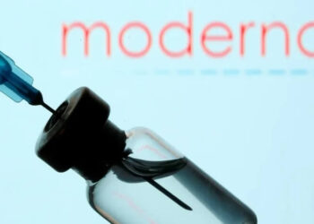 İzlanda da Moderna aşısının kullanımını durdurdu