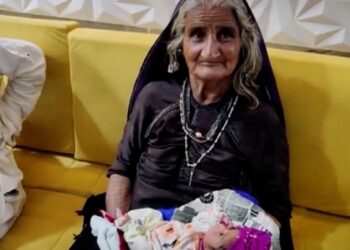 70 yaşında ilk kez anne oldu