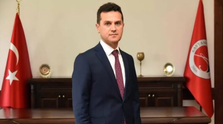 Sayıştay raporu: Rektör kendini dekan atadı