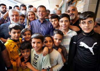 İmamoğlu’ndan Diyarbakır’da “sanat ve barış” açıklaması