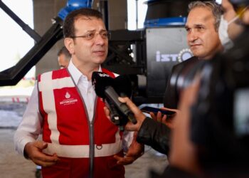 İmamoğlu Türkiye’de bir ilki gezdi