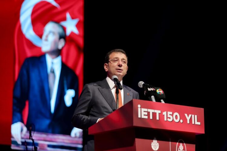 İmamoğlu’ndan “yeni metrobüs” çağrısı:  İstanbul’la ilgili kararlar geciktirilemez