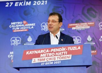 İmamoğlu: İstanbul için hayati konularda bizi bekletmeyin