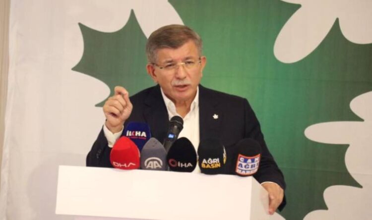 Davutoğlu’ndan Bakan Bilgin’e sert yanıt