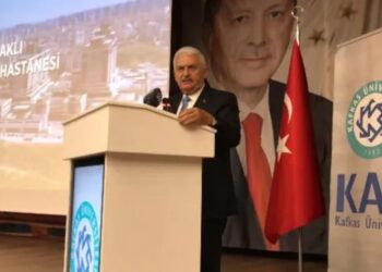 Binali Yıldırım: Teyze ‘Sen bakan olmuşsun ama cahil kalmışsın’ dedi