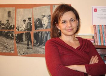 Sesli Köşe-Gamze Yücesan Özdemir-‘Uçurum insanlarına ve yarınlara dair’