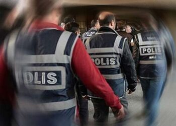 MİT ve Emniyetten ortak operasyon: 8 kişi yakalandı
